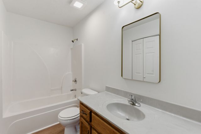 327 June Dr, Lebanon, TN 37087