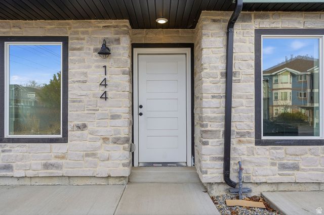 144 CHAMBORD CT, Sandy, UT 84070