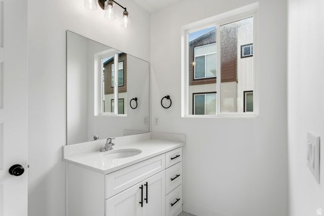 144 CHAMBORD CT, Sandy, UT 84070