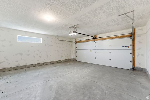 144 CHAMBORD CT, Sandy, UT 84070