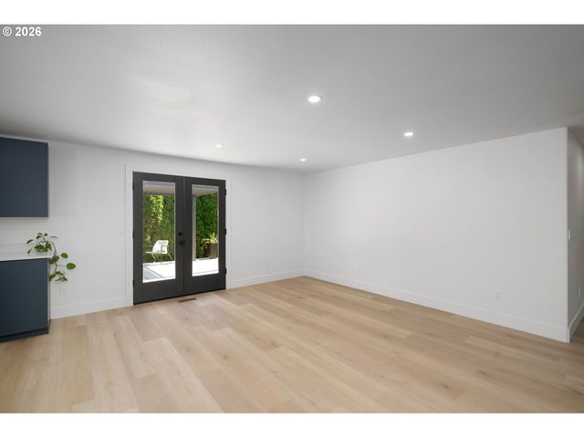11572 SHELBY ROSE Dr, Oregon City, OR 97045