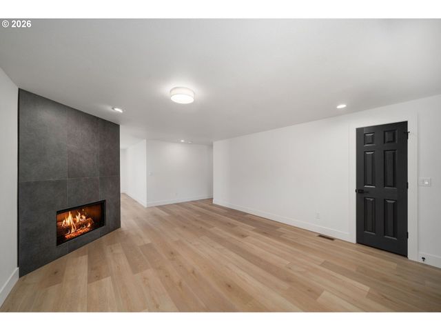 11572 SHELBY ROSE Dr, Oregon City, OR 97045
