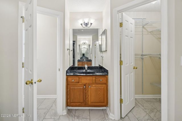 2447 COACHMAN LAKES Drive, Jacksonville, FL 32246