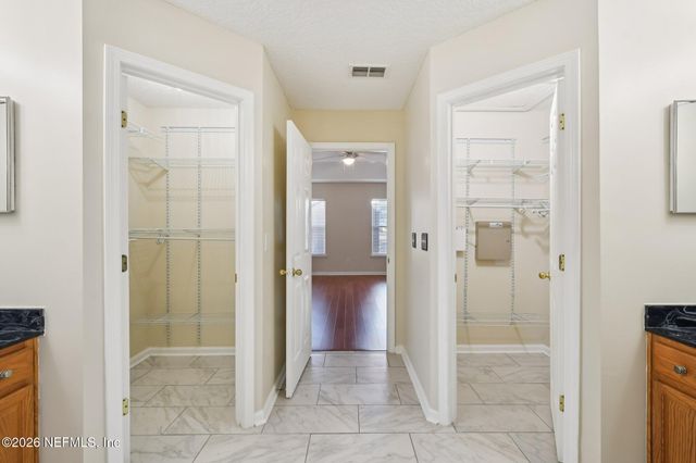 2447 COACHMAN LAKES Drive, Jacksonville, FL 32246