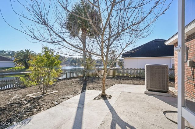 2447 COACHMAN LAKES Drive, Jacksonville, FL 32246