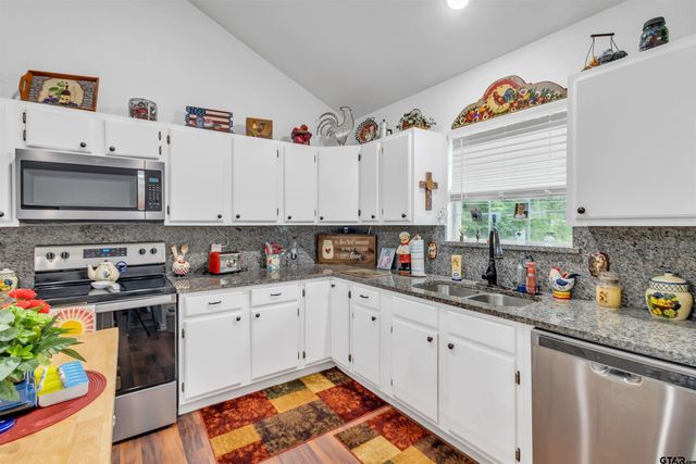 221 Cr 2154, Quitman, TX 75783