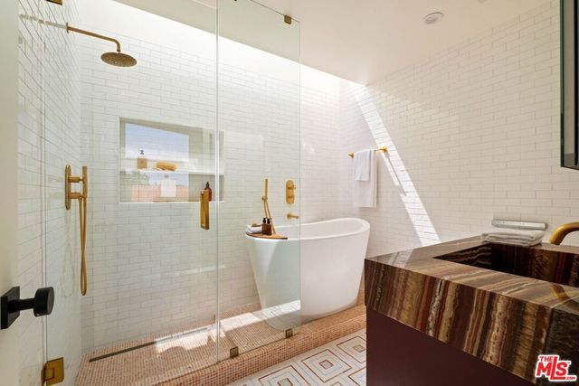 3785 Boise Avenue, Los Angeles, CA 90066