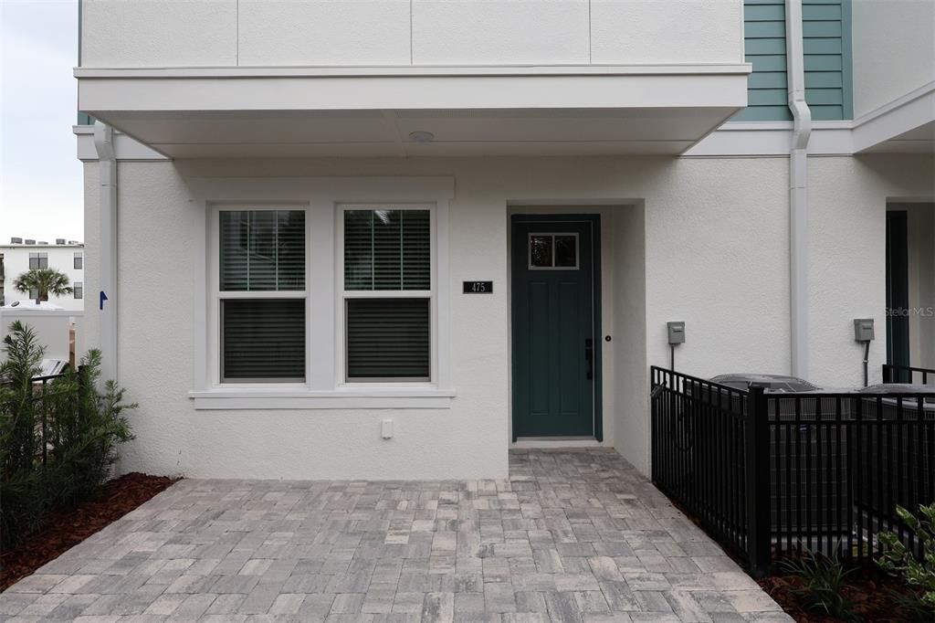 475 31ST WAY N, St Petersburg, FL 33713
