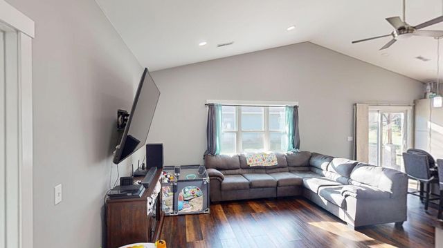 20153 Hammer Avenue, Galesville, WI 54630