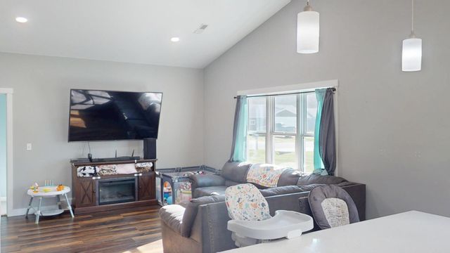 20153 Hammer Avenue, Galesville, WI 54630