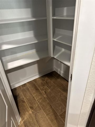 11710 Canby Oak Street, Houston, TX 77066