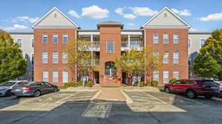 1905 N Lincoln Avenue 219, Urbana, IL 61801