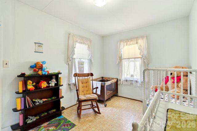 35 Second Street, Marion, NC 28752