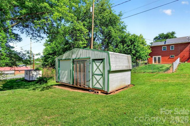 35 Second Street, Marion, NC 28752