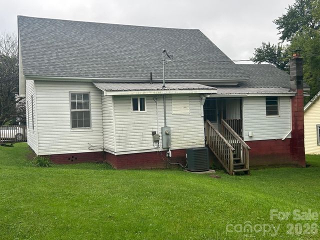 35 Second Street, Marion, NC 28752