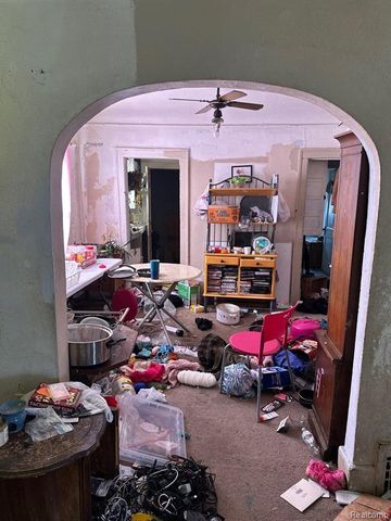 15455 Wildemere Street, Detroit, MI 48238