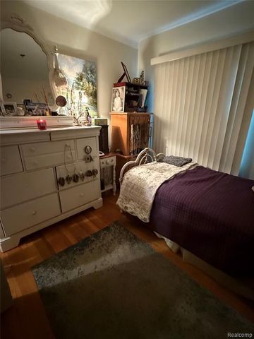 4260 Cooper Avenue, Royal Oak, MI 48073