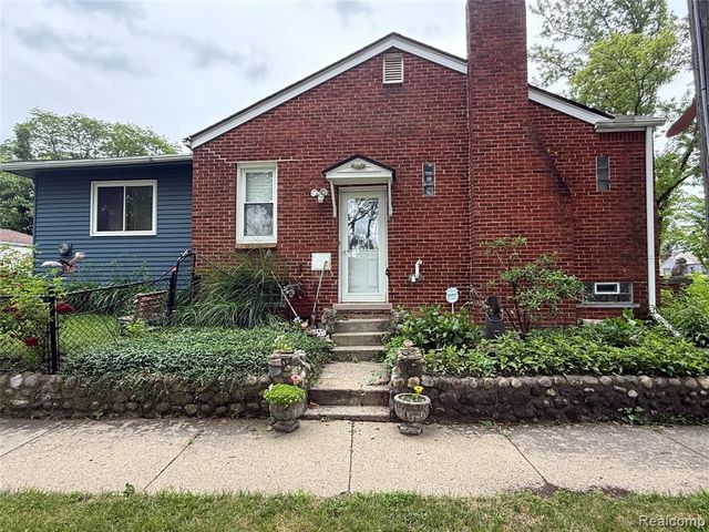 4260 Cooper Avenue, Royal Oak, MI 48073