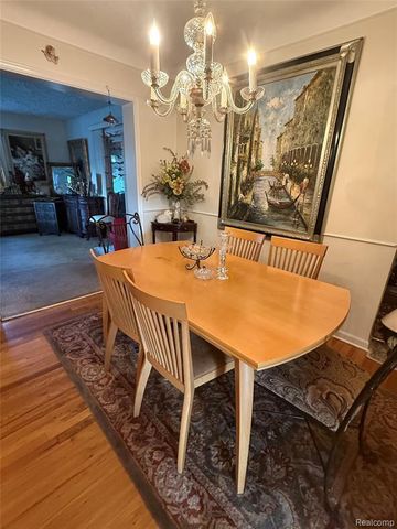 4260 Cooper Avenue, Royal Oak, MI 48073