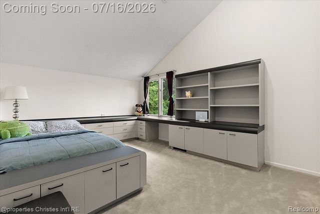 4948 Champlain Circle, West Bloomfield, MI 48323