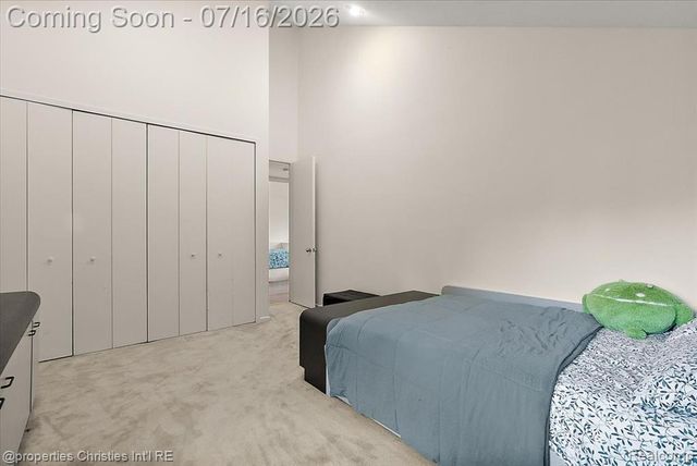 4948 Champlain Circle, West Bloomfield, MI 48323