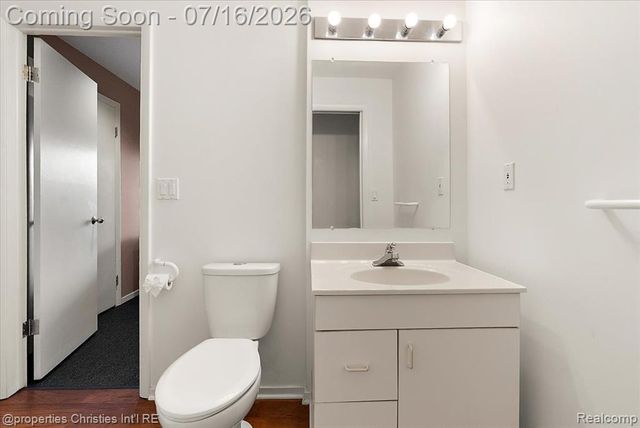 4948 Champlain Circle, West Bloomfield, MI 48323