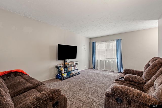 4413 N 60th Avenue, Omaha, NE 68104