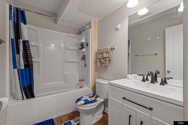 4413 N 60th Avenue, Omaha, NE 68104