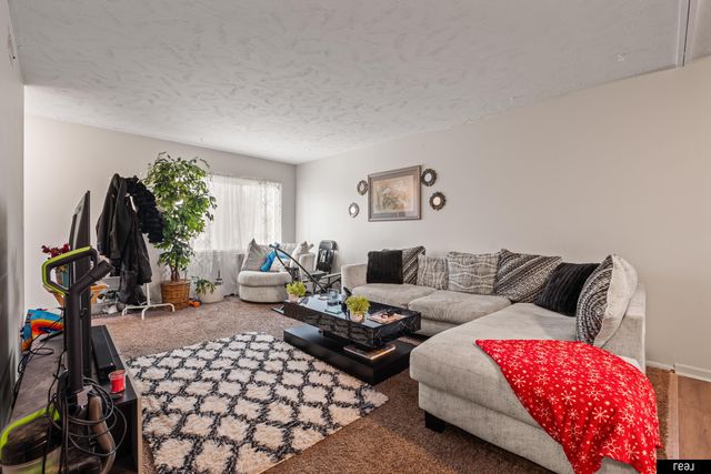 4413 N 60th Avenue, Omaha, NE 68104