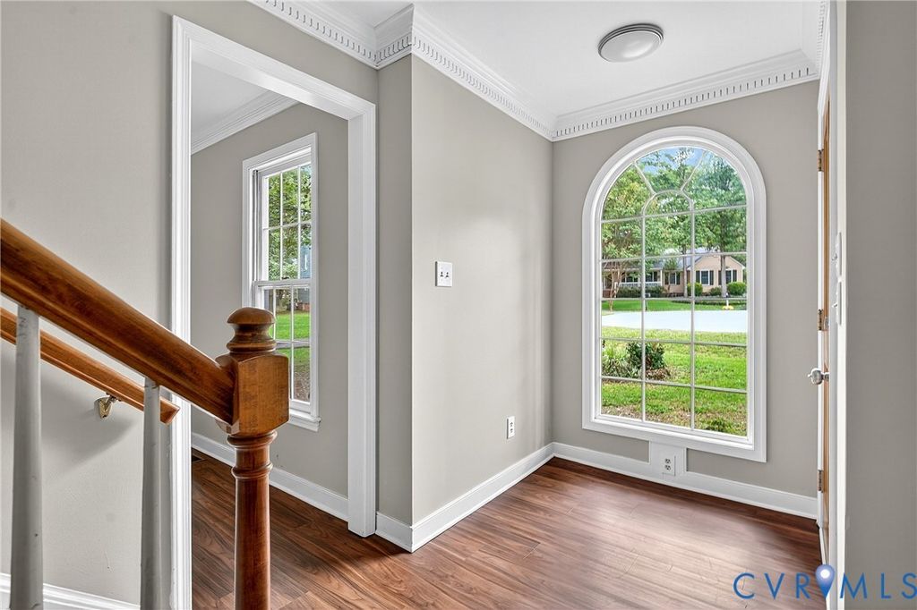 1002 Wedgemont Pl, North Chesterfield, VA 23236