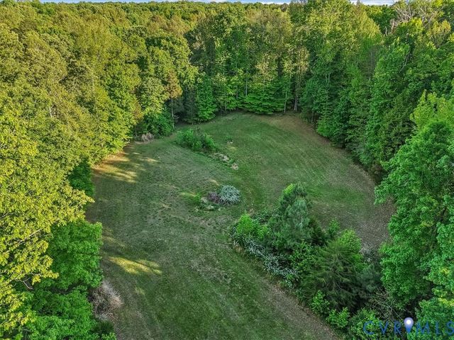 12427 Killigay Ln, Maidens, VA 23102