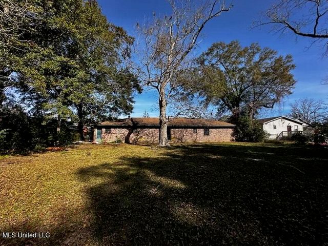 4230 Martin Luther King Boulevard, Moss Point, MS 39563