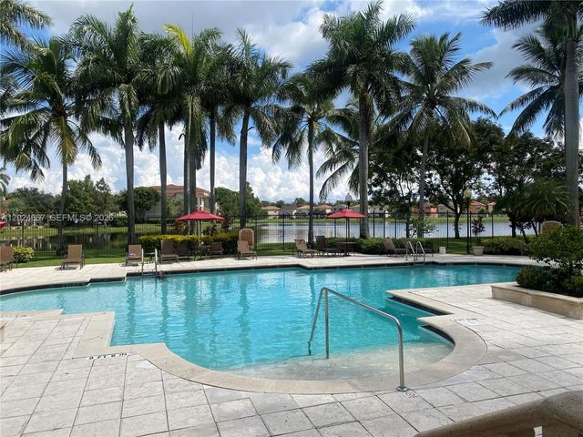 4151 San Marino Blvd 207, West Palm Beach, FL 33409
