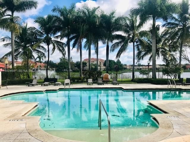 4151 San Marino Blvd 207, West Palm Beach, FL 33409