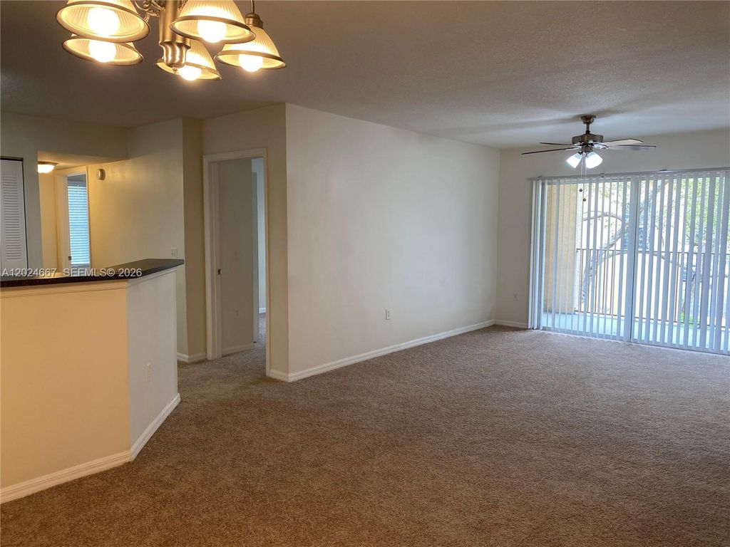 4151 San Marino Blvd 207, West Palm Beach, FL 33409