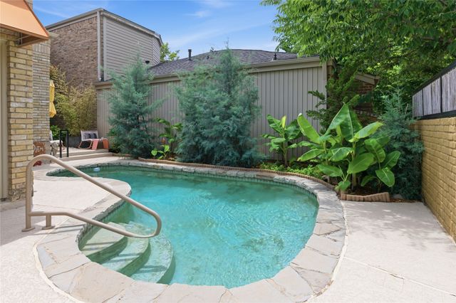 16132 Chalfont Circle, Dallas, TX 75248