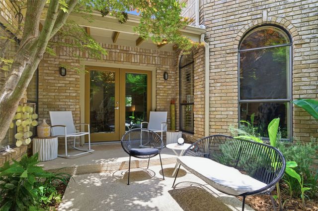 16132 Chalfont Circle, Dallas, TX 75248
