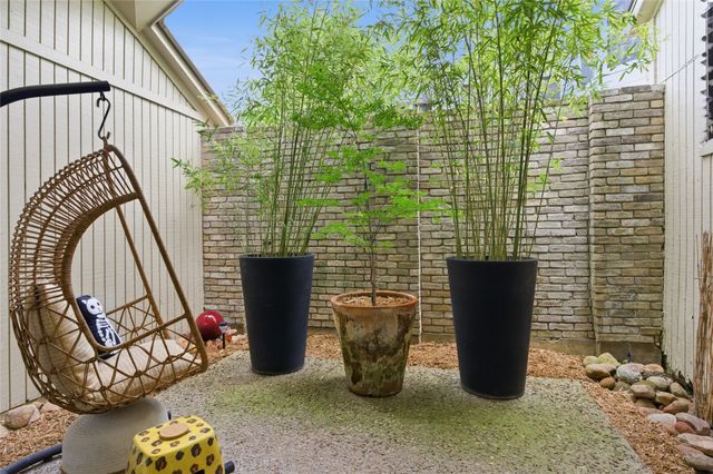 16132 Chalfont Circle, Dallas, TX 75248