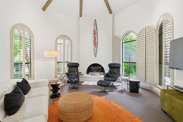 16132 Chalfont Circle, Dallas, TX 75248