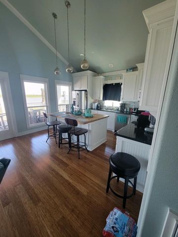 1279 Faggard Slip Road RD, Gilchrist, TX 77617