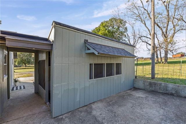 28778 W 319th Street, Paola, KS 66071