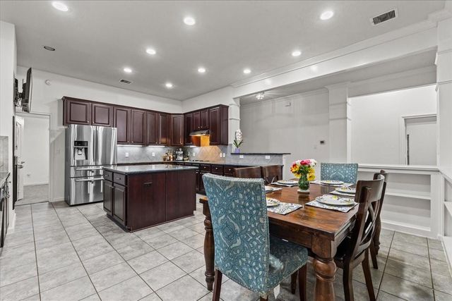 3911 Palm Crest Drive, Rosharon, TX 77583