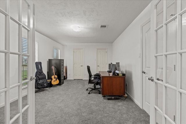 3911 Palm Crest Drive, Rosharon, TX 77583