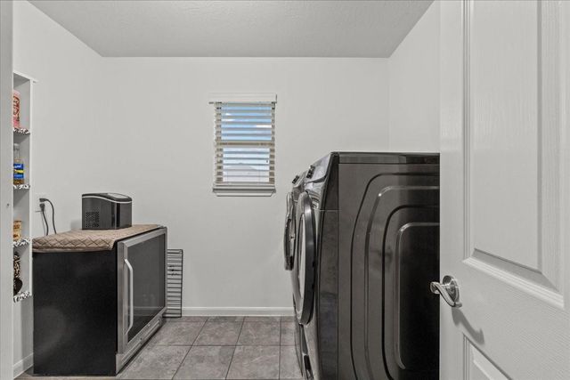 3911 Palm Crest Drive, Rosharon, TX 77583