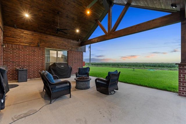 3911 Palm Crest Drive, Rosharon, TX 77583