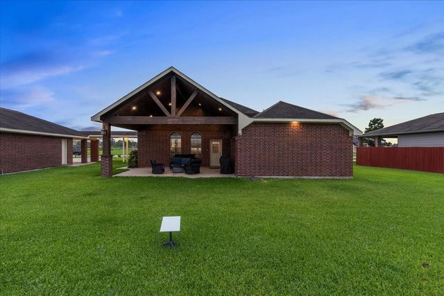 3911 Palm Crest Drive, Rosharon, TX 77583