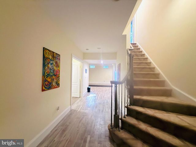 7532 RED HILL DR, Springfield, VA 22153