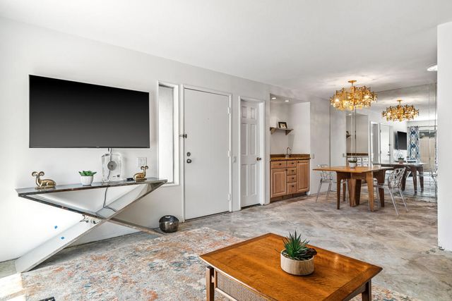 1499 Sunflower Circle N, Palm Springs, CA 92262
