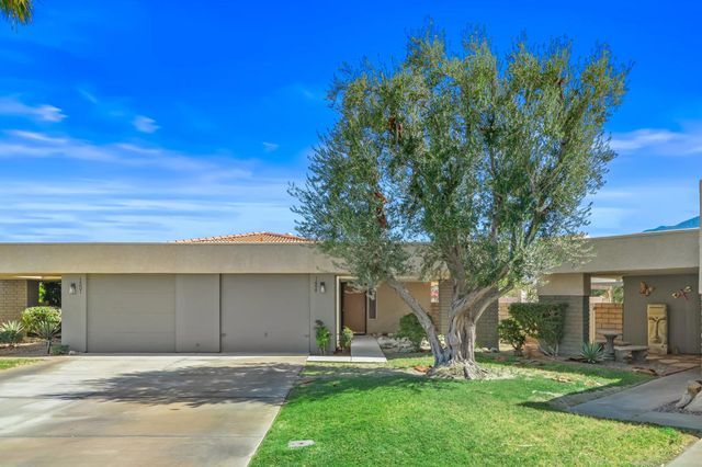 1499 Sunflower Circle N, Palm Springs, CA 92262