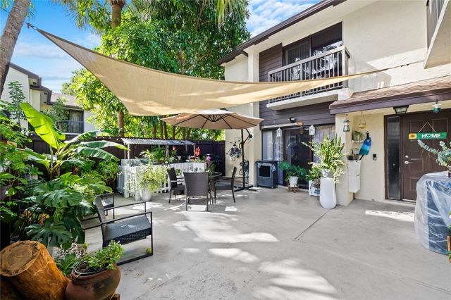 3387 Cocoplum Circle, Pompano Beach, FL 33063